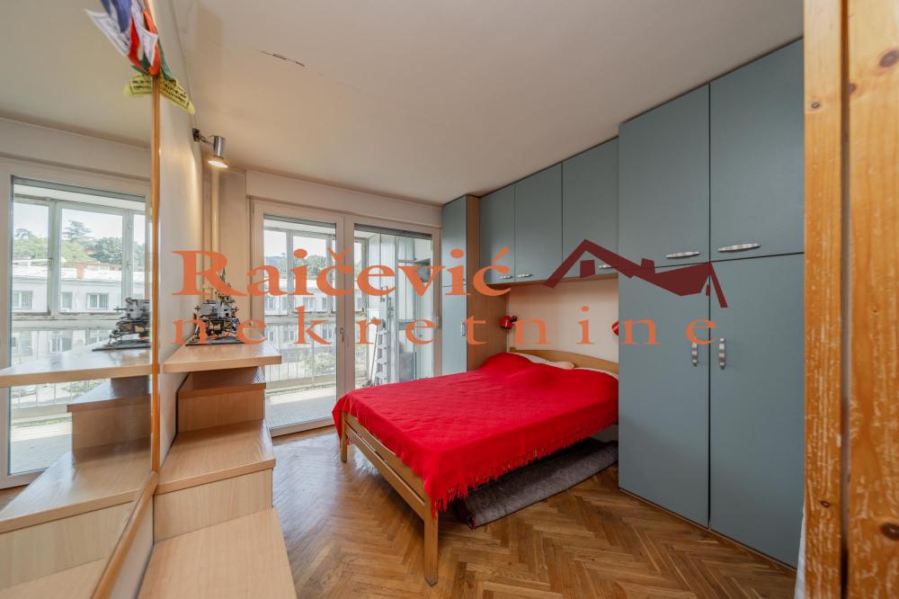 Slika 7 - Bulevar despota Stefana, Troiposoban stan na prodaju, 71m2, 229.000€