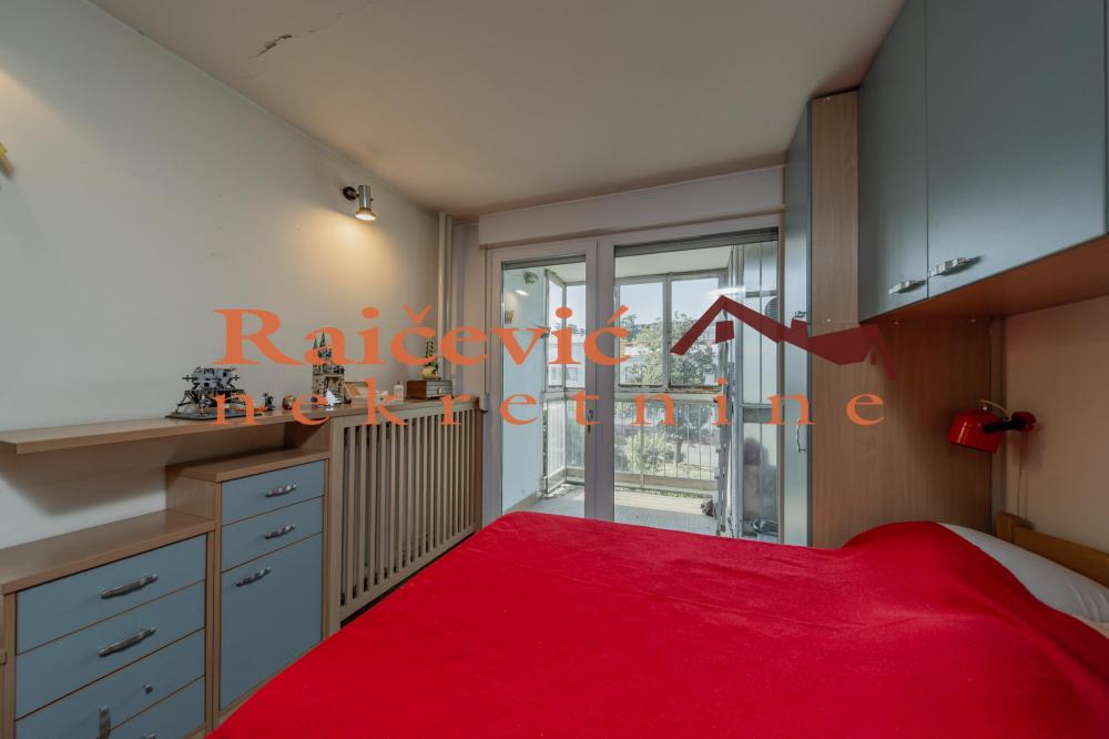 Slika 8 - Bulevar despota Stefana, Troiposoban stan na prodaju, 71m2, 229.000€