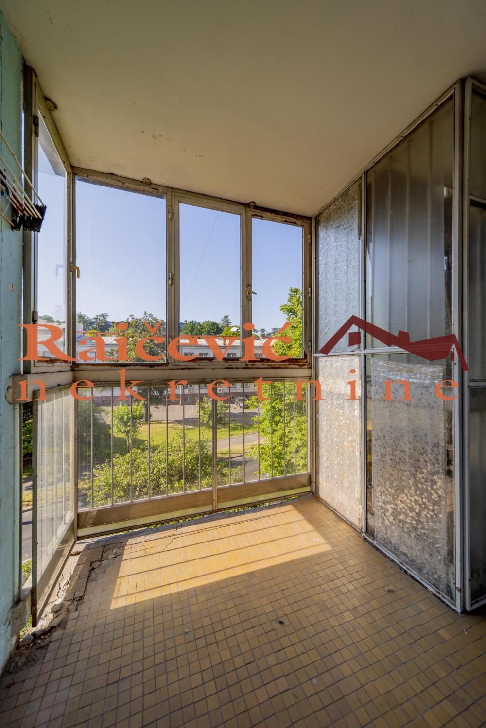 Slika 9 - Bulevar despota Stefana, Troiposoban stan na prodaju, 71m2, 229.000€