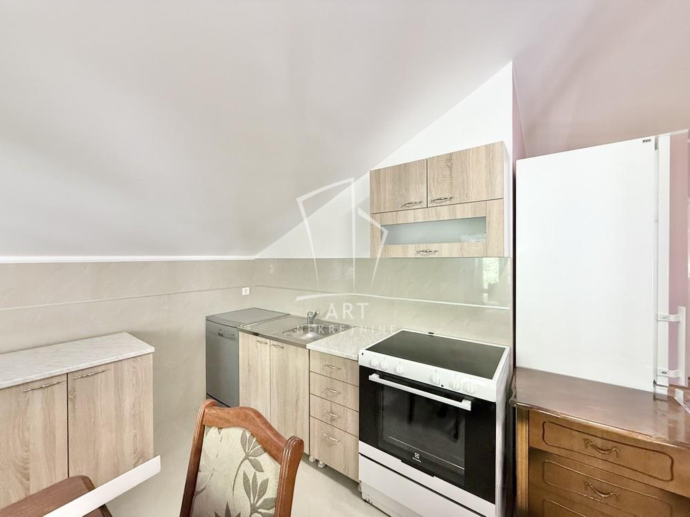 Slika 5 - Vojvode Dovezenskog, Četvorosoban stan za izdavanje, 97m2, 1.000€