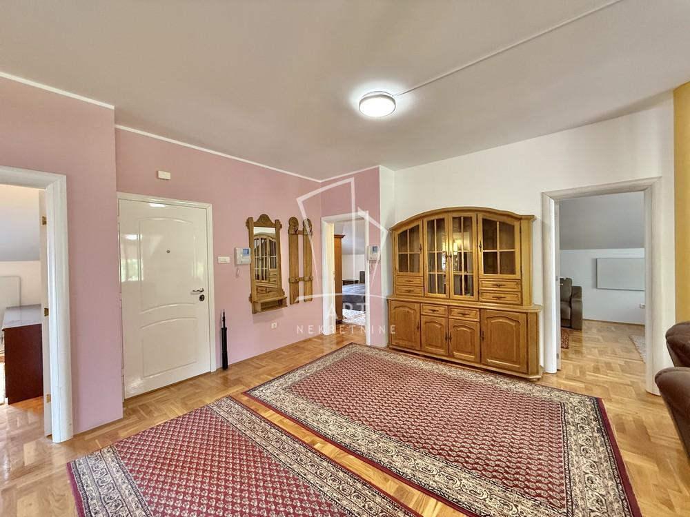 Slika 1 - Vojvode Dovezenskog, Četvorosoban stan za izdavanje, 97m2, 1.000€