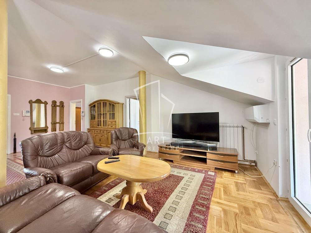 Glavna slika -Vojvode Dovezenskog, Četvorosoban stan za izdavanje, 97m2, 1.000€