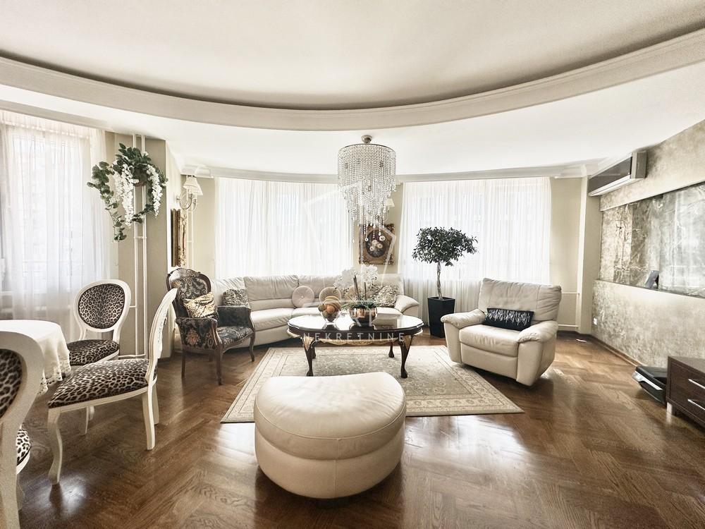 Slika 1 - Južni Bulevar, Četvorosoban stan na prodaju, 130m2, 552.500€