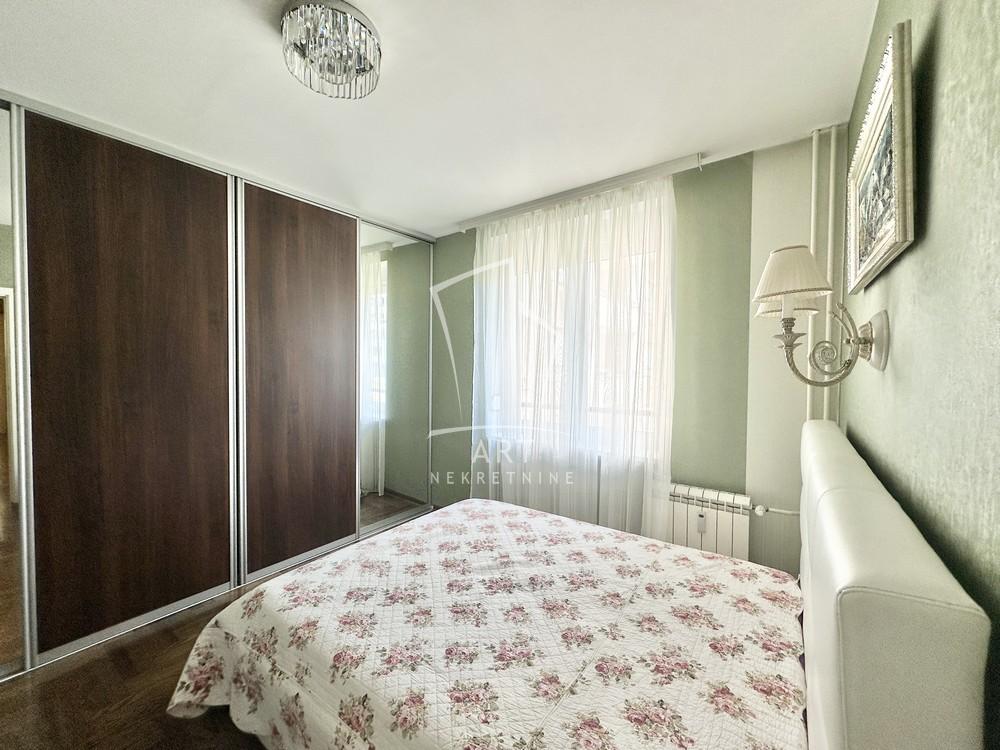 Slika 8 - Južni Bulevar, Četvorosoban stan na prodaju, 130m2, 552.500€