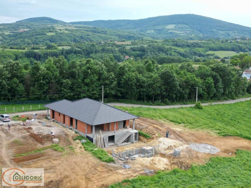 Slika 9 -  Kuća na prodaju, 319m2, 385.000€