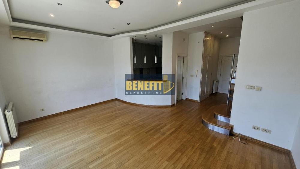 Slika 3 -  Kuća na prodaju, 215m2, 750.000€