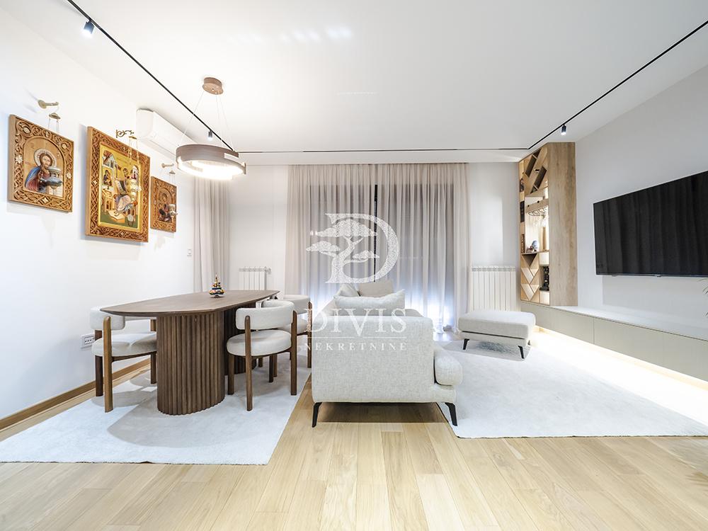 Glavna slika -Šumatovačka, Četvorosoban stan na prodaju, 86m2, 385.000€