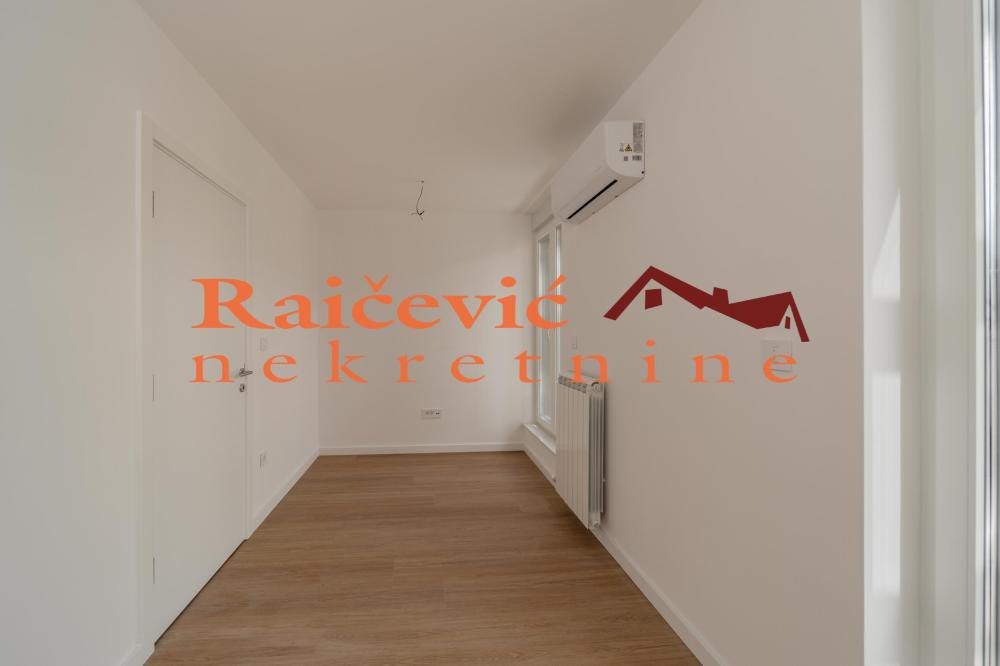 Slika 9 - Dusanovac, Petosoban stan na prodaju, 142m2, 352.000€