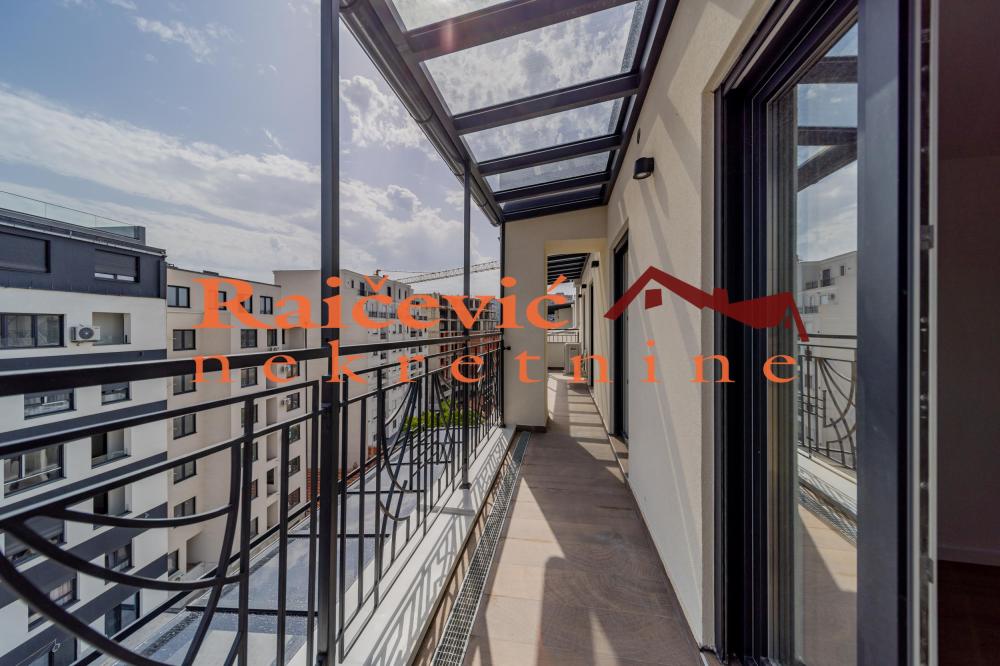 Slika 10 - Dusanovac, Petosoban stan na prodaju, 142m2, 352.000€