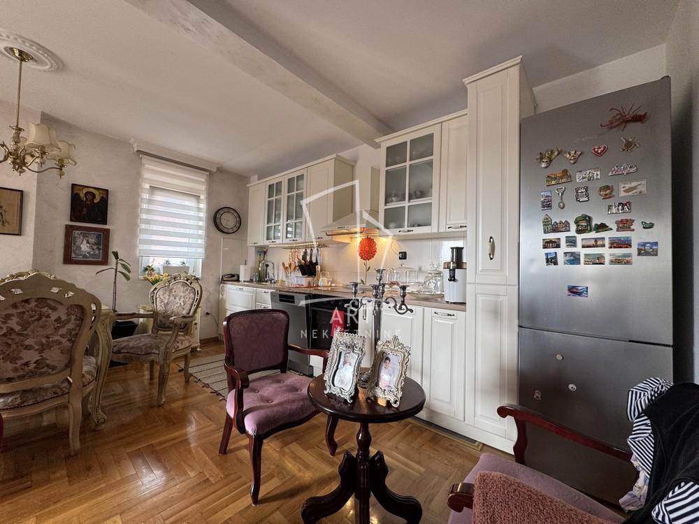 Slika 2 - Surčinski put, Dvosoban stan na prodaju, 52m2, 142.500€