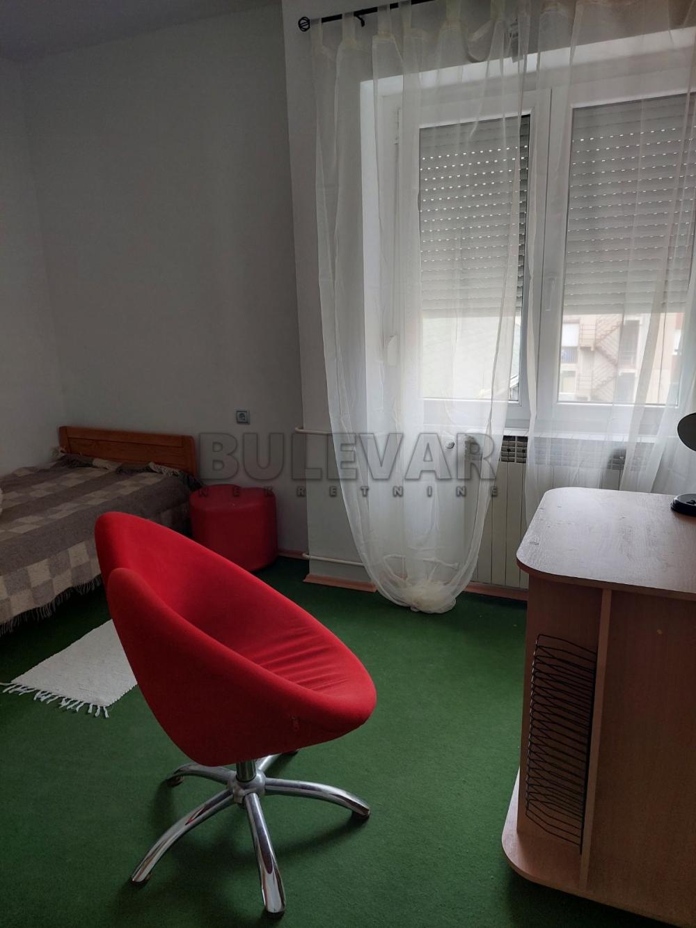 Slika 6 - Prvomajska, Trosoban stan za izdavanje, 80m2, 400€
