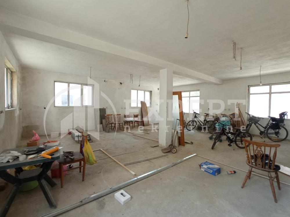 Slika 9 - Radoja Dakića,  Lokal za izdavanje, 70m2, 700€