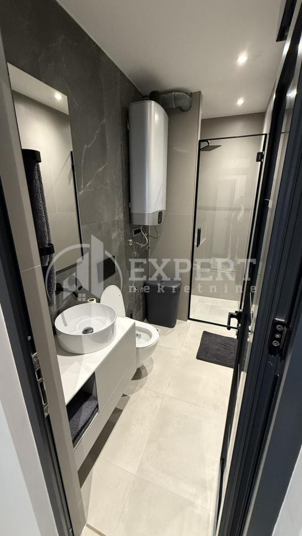 Slika 5 - Radoja Dakića,  Lokal za izdavanje, 70m2, 700€