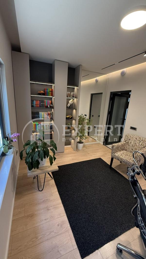 Slika 1 - Radoja Dakića,  Lokal za izdavanje, 70m2, 700€