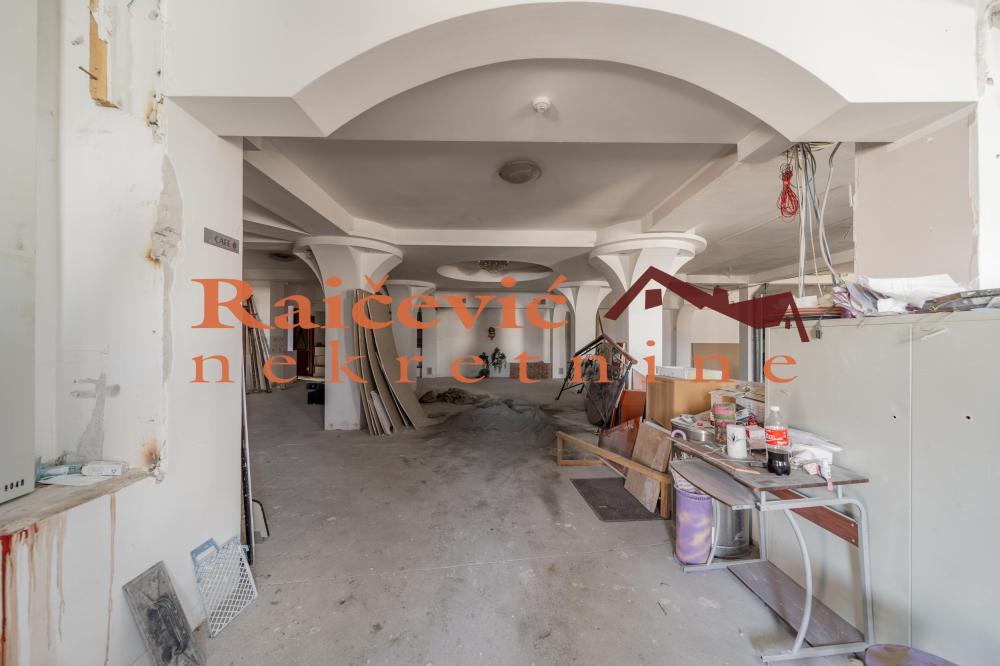 Slika 4 - Labudovo brdo,  Lokal na prodaju, 365m2, 580.000€