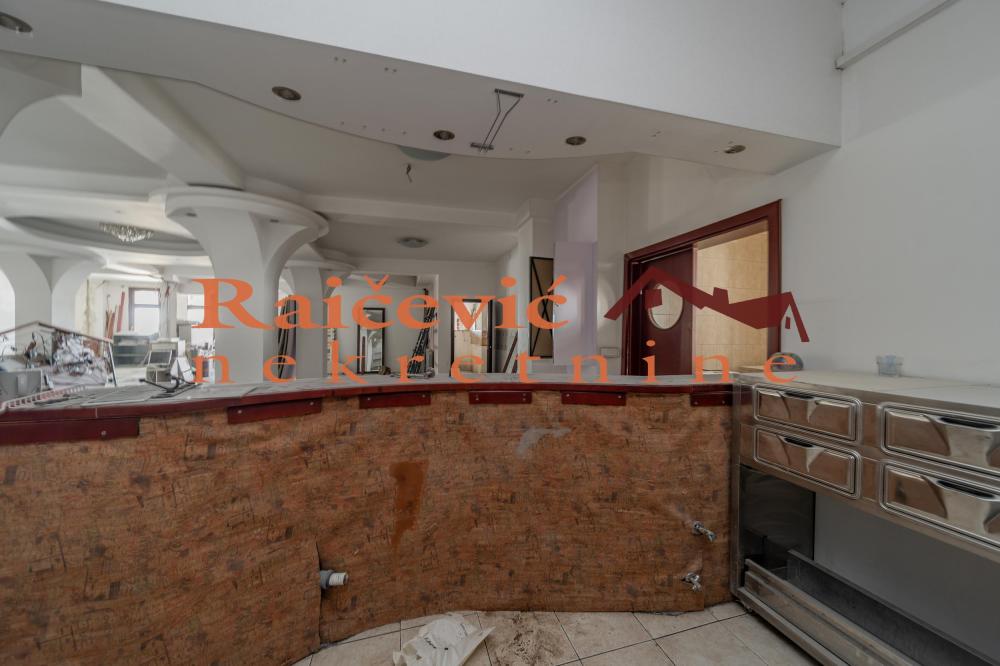 Slika 9 - Labudovo brdo,  Lokal na prodaju, 365m2, 580.000€