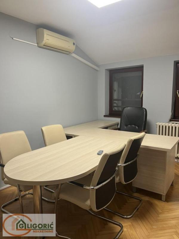 Slika 6 - Sarajevska, Petosoban stan za izdavanje, 110m2, 1.000€