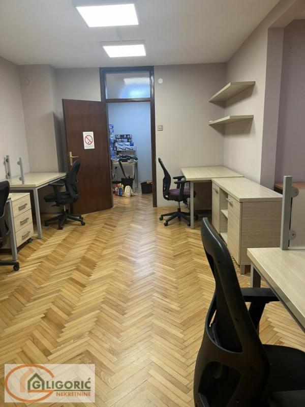 Slika 2 - Sarajevska, Petosoban stan za izdavanje, 110m2, 1.000€