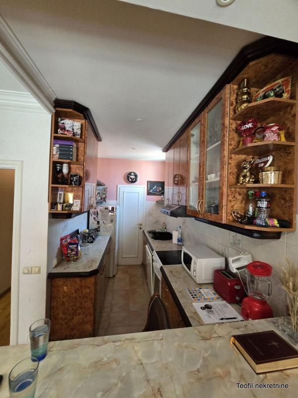 Slika 4 - Orfelinova, Petosoban stan na prodaju, 245m2, 510.000€