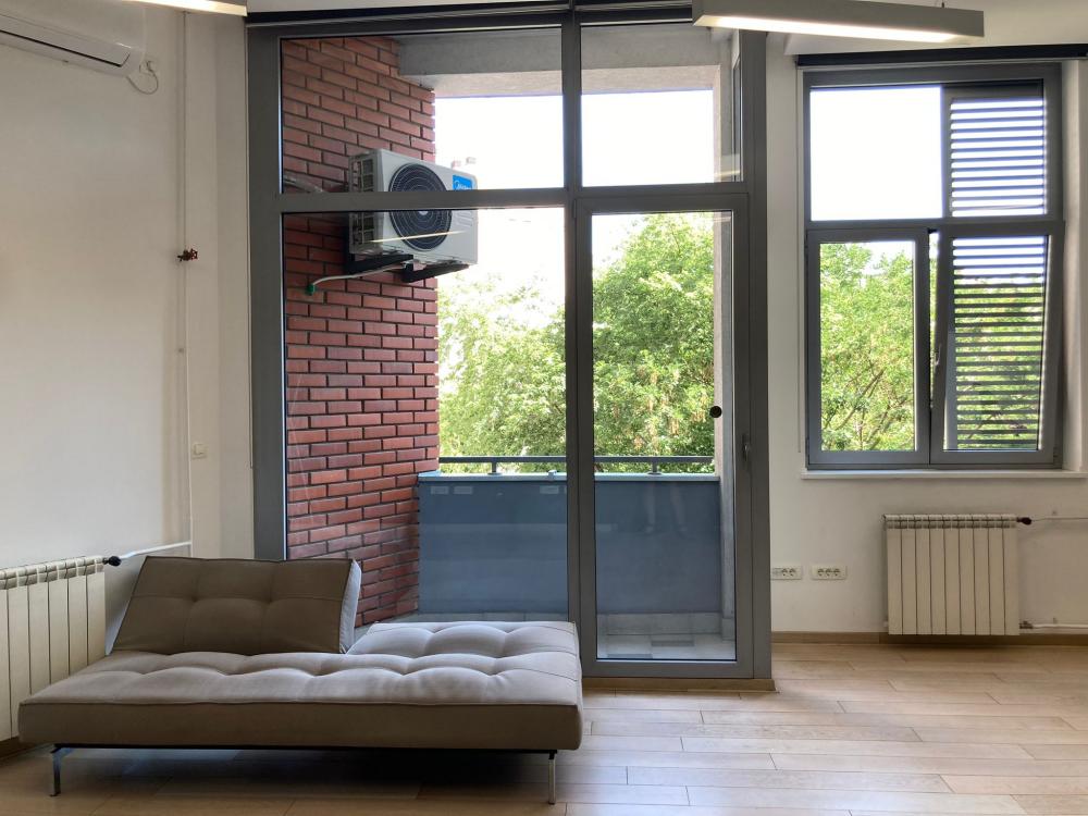 Slika 7 - Žorža Klemansoa,  Lokal za izdavanje, 50m2, 800€