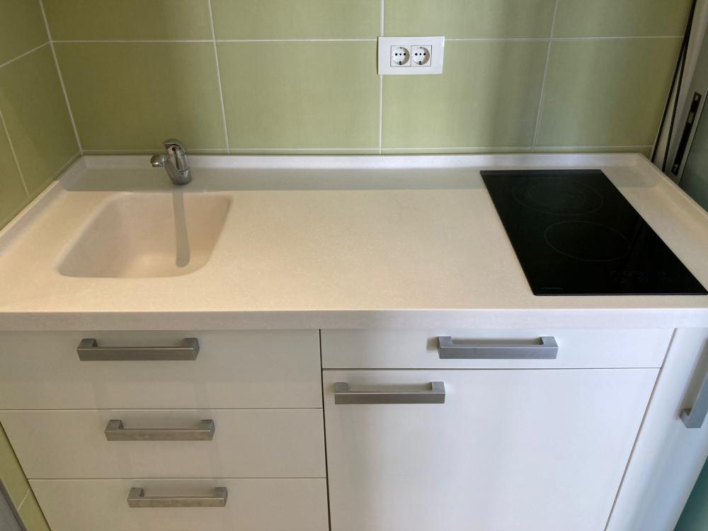 Slika 8 - Žorža Klemansoa,  Lokal za izdavanje, 50m2, 800€