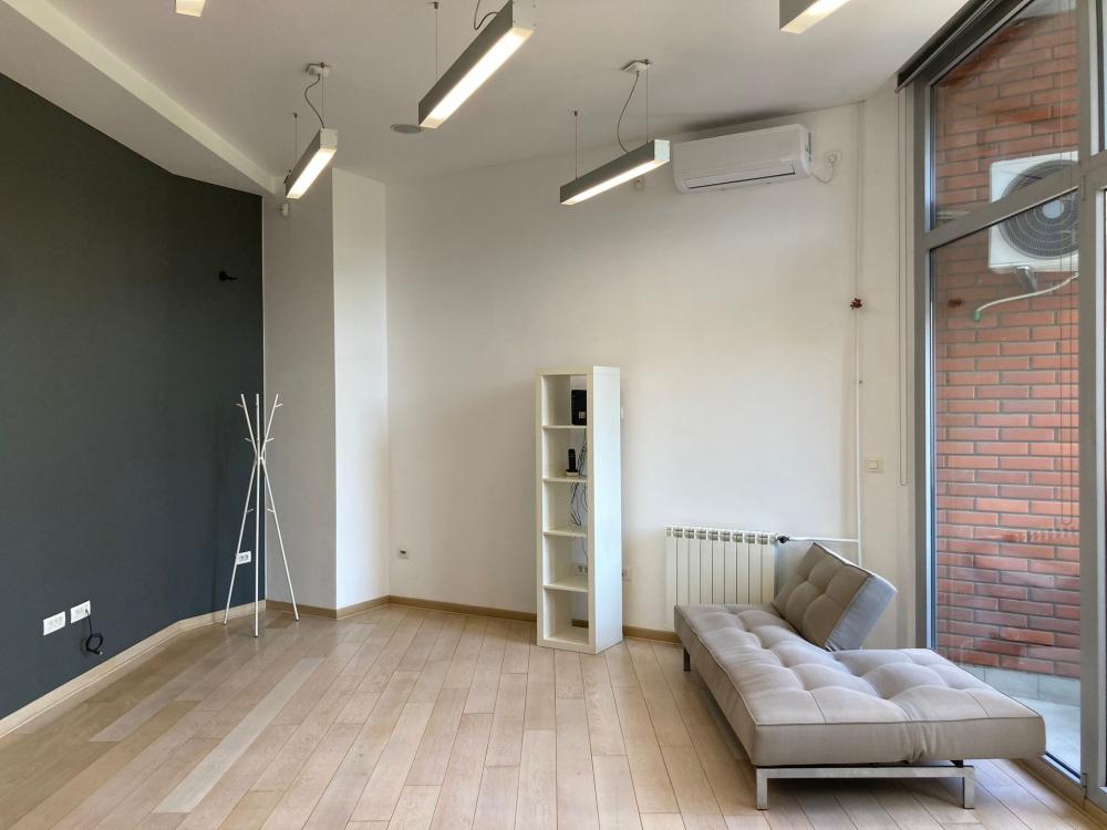 Slika 5 - Žorža Klemansoa,  Lokal za izdavanje, 50m2, 800€