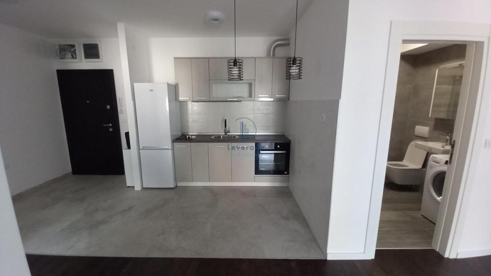 Slika 1 - Cerska, Jednoiposoban stan za izdavanje, 40m2, 500€