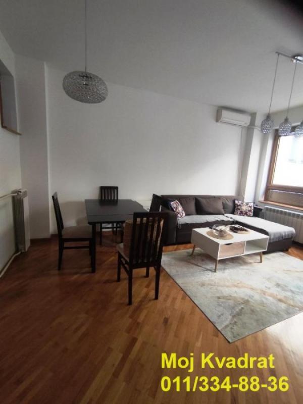 Slika 1 - Jednoiposoban stan za izdavanje, 48m2, 700€