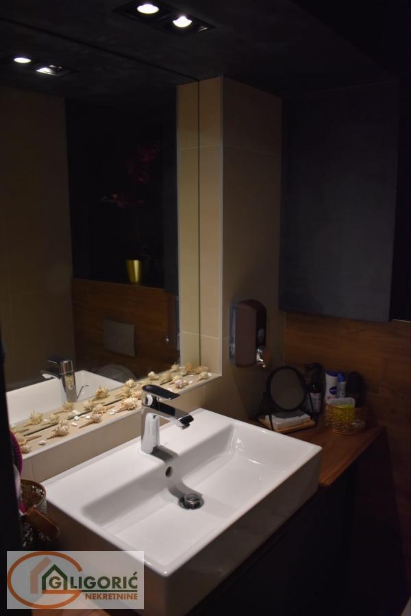 Slika 10 - Nedeljka Gvozdenovića,  Lokal na prodaju, 84m2, 120.000€