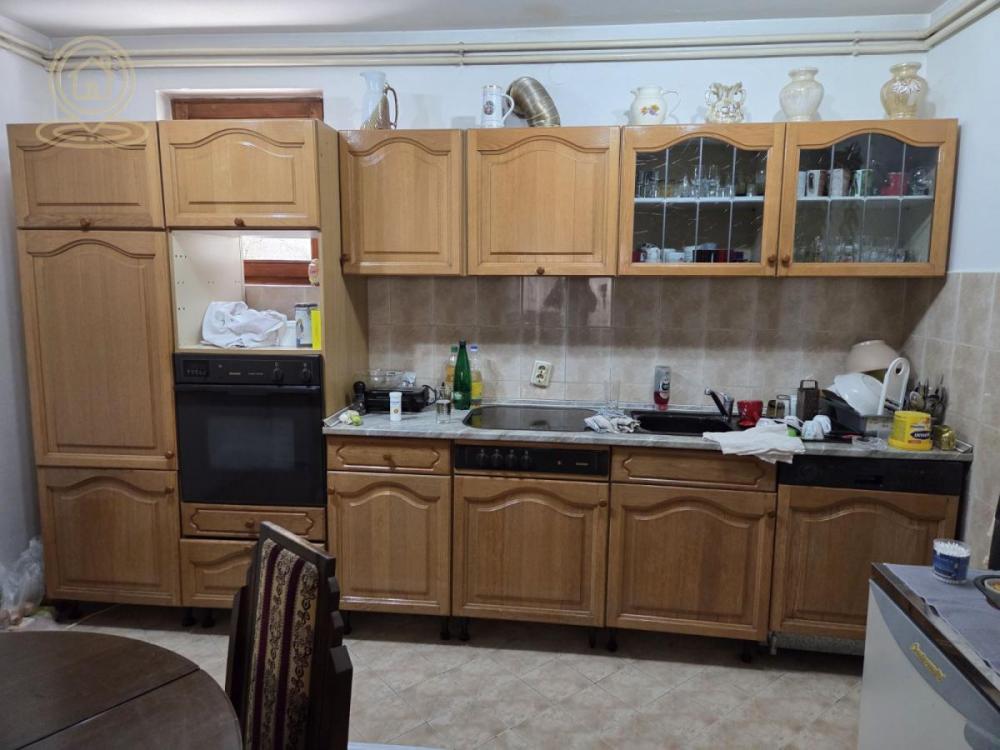 Slika 1 -  Kuća na prodaju, 312m2, 230.000€