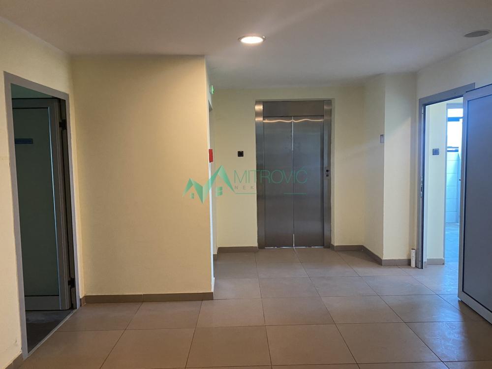 Slika 2 -  Lokal za izdavanje, 181m2, 1.180€