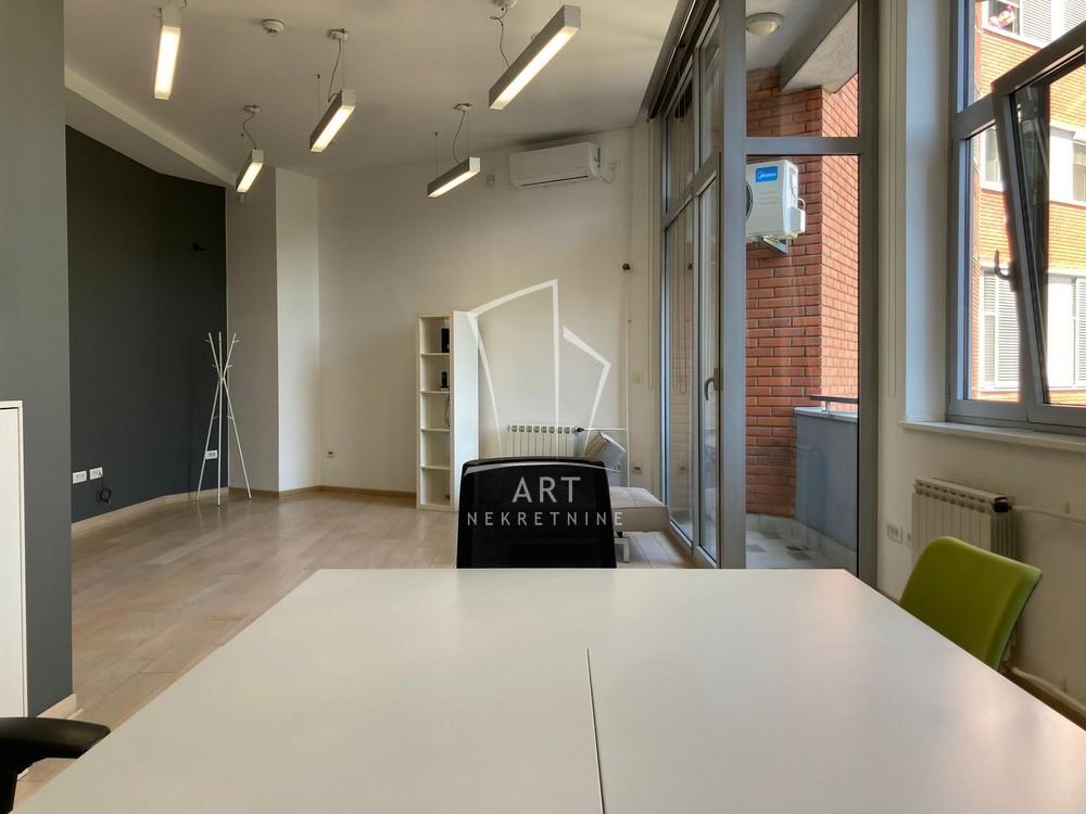 Slika 2 - Žorža Klemansoa, Jednosoban stan za izdavanje, 50m2, 900€