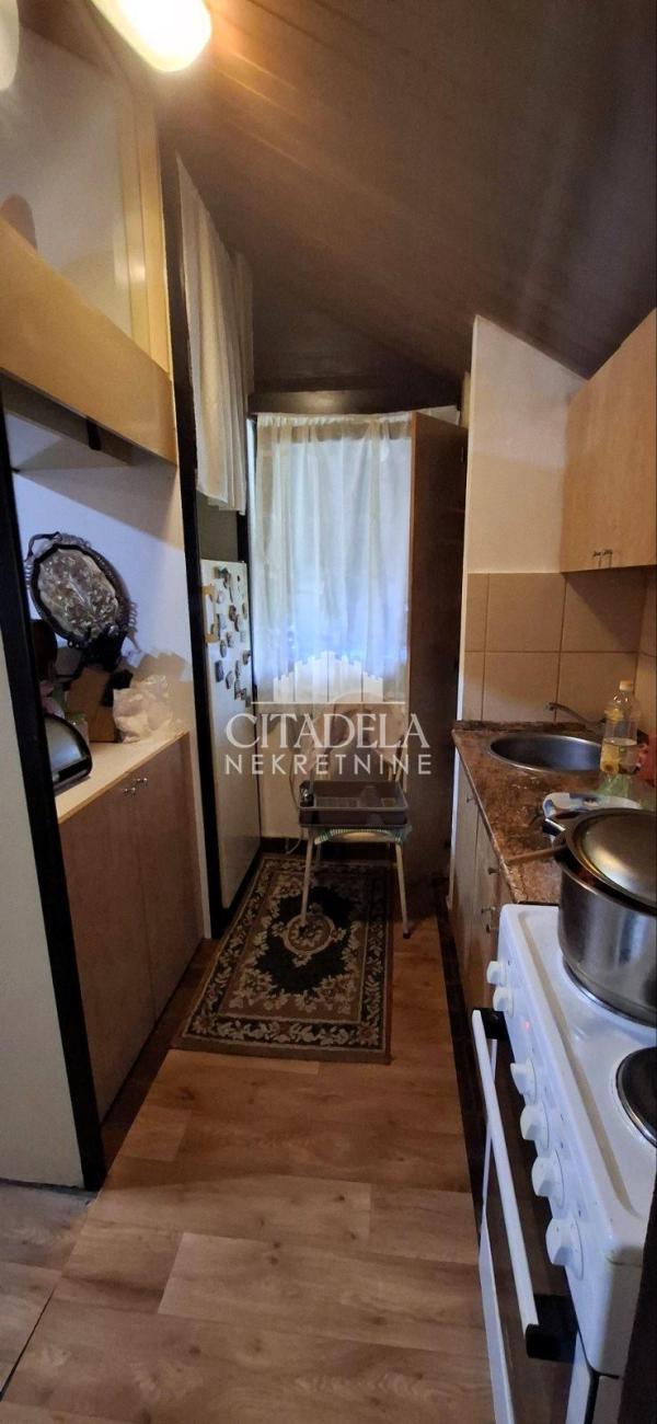 Slika 2 - Cerski Venac, Troiposoban stan na prodaju, 85m2, 200.000€