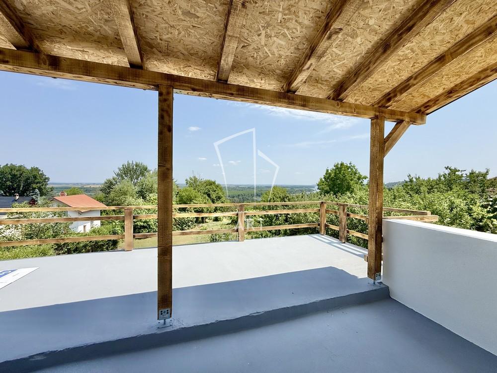 Slika 1 - Hajduk Veljka 3. deo,  Kuća na prodaju, 176m2, 135.000€