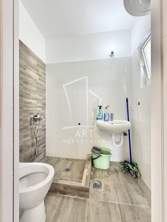 Slika 9 - Hajduk Veljka 3. deo,  Kuća na prodaju, 176m2, 135.000€