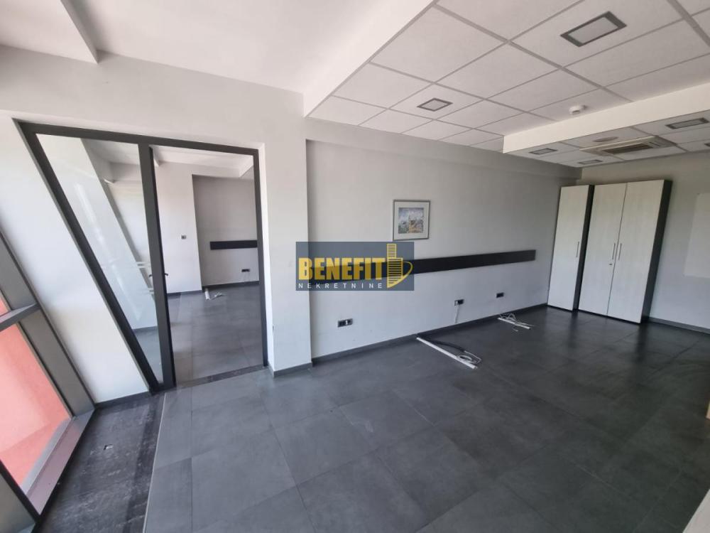 Slika 4 -  Lokal za izdavanje, 300m2, 2.500€