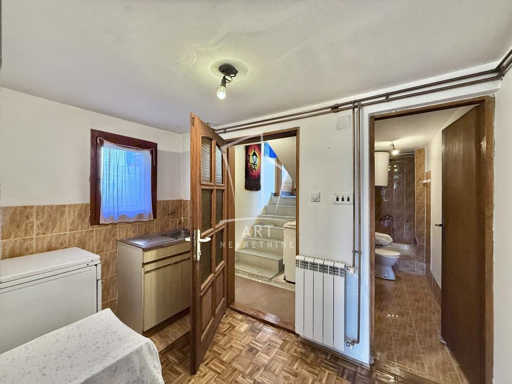Slika 6 - Vladike Danila, Kuća na prodaju, 167m2, 169.900€