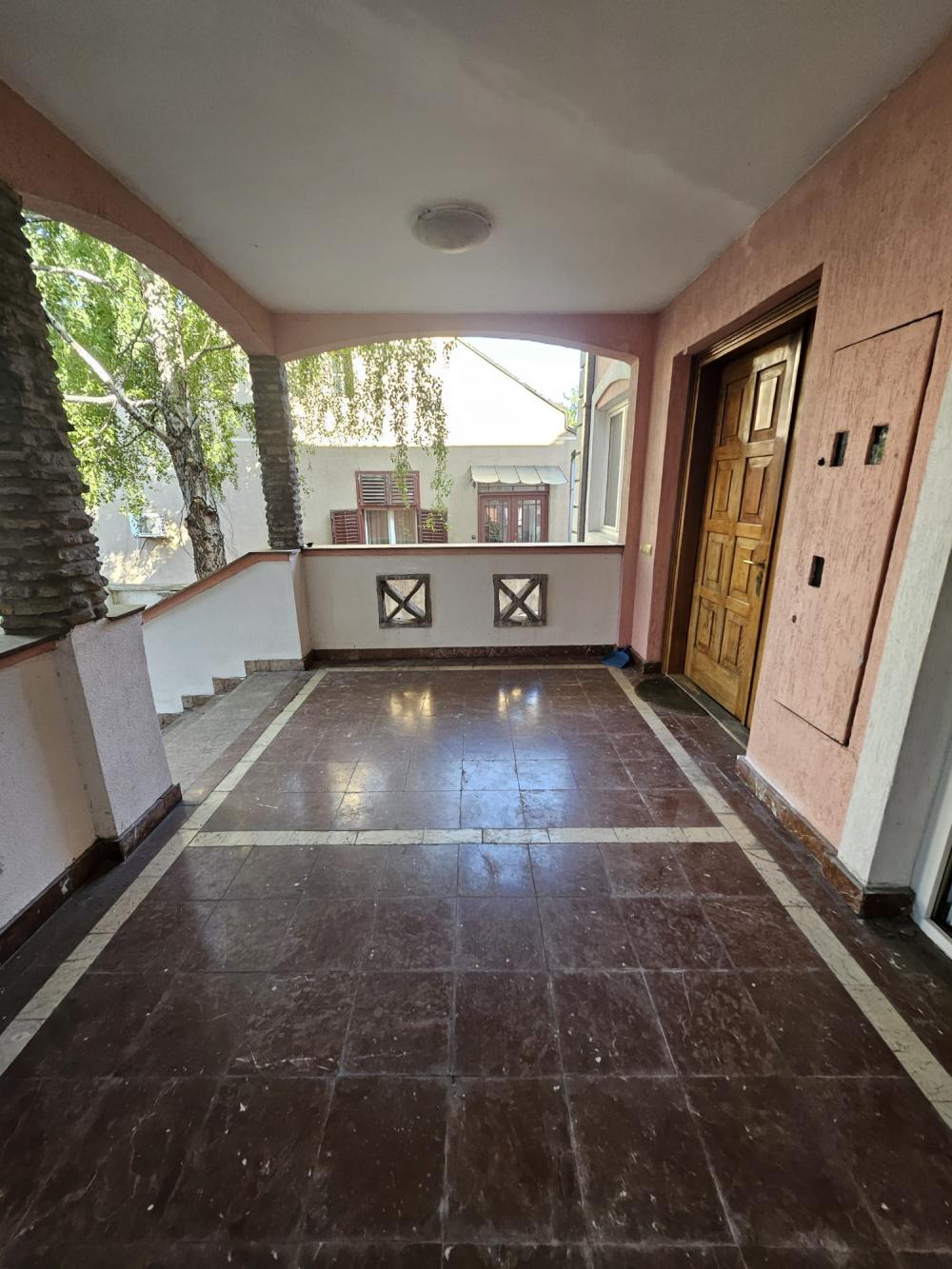 Slika 7 - Braće Ribnikar,  Lokal za izdavanje, 343m2, 2.500€