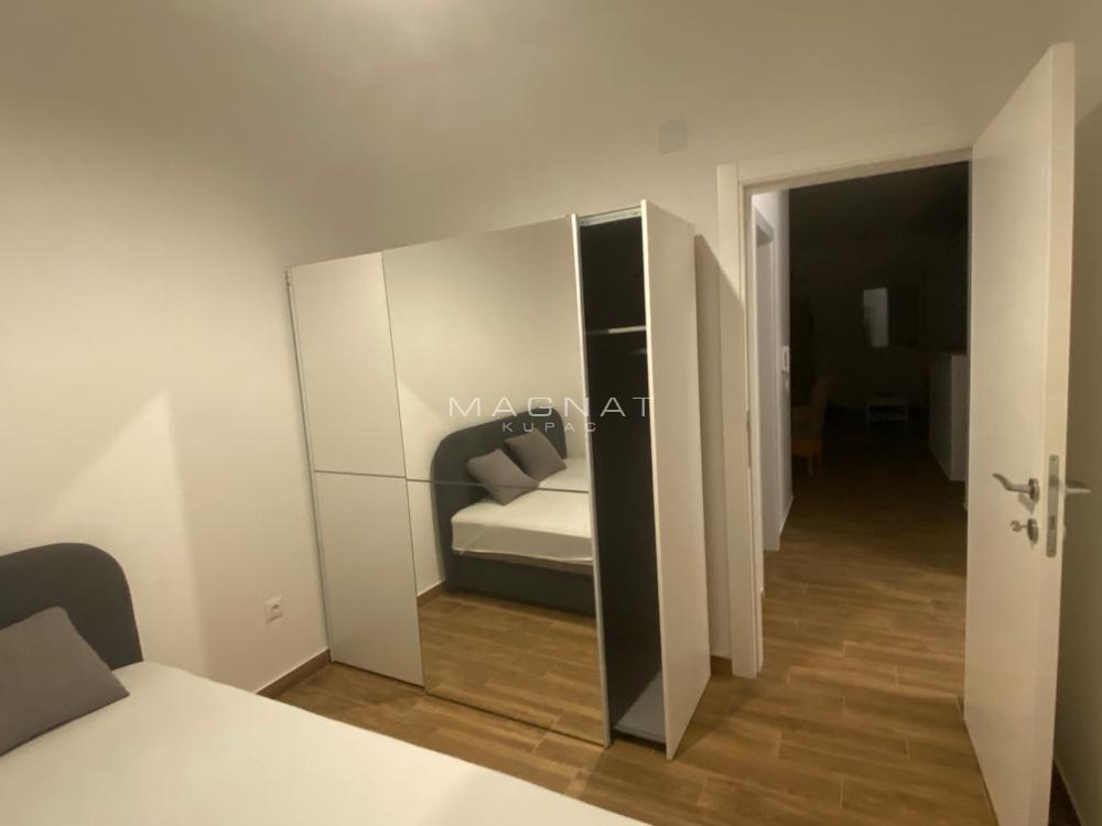 Slika 8 - Isidore Sekulić, Trosoban stan na prodaju, 67m2, 145.000€