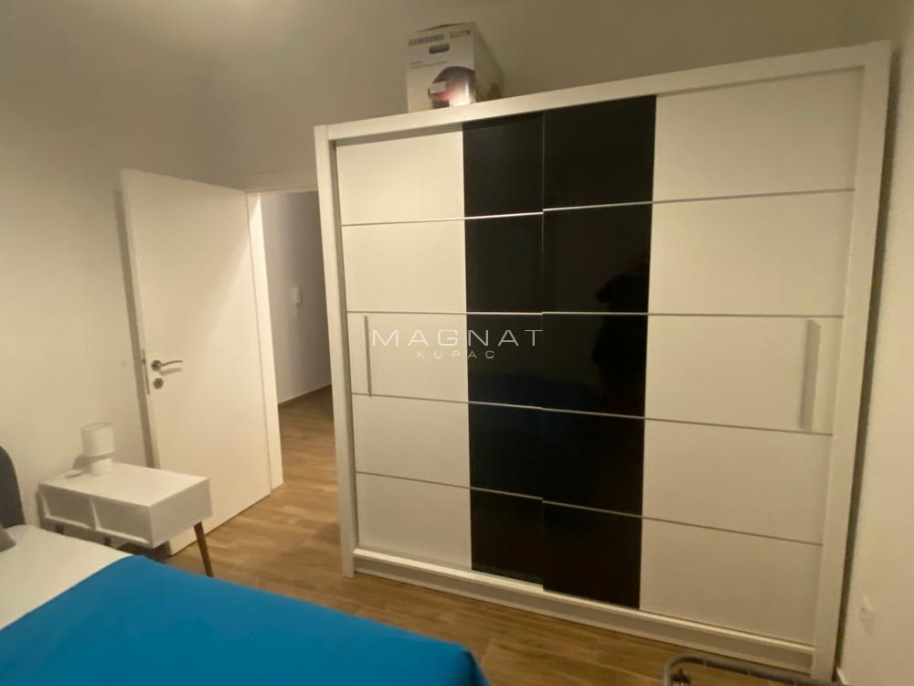 Slika 5 - Isidore Sekulić, Trosoban stan na prodaju, 67m2, 145.000€