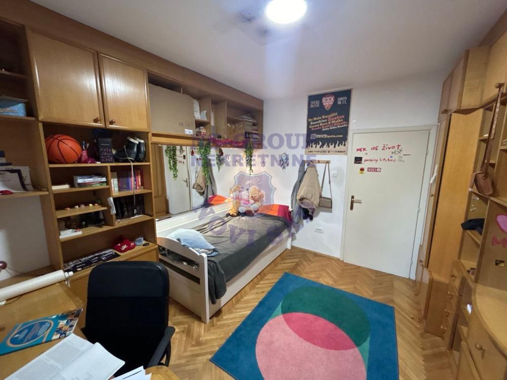 Slika 0 - Četvorosoban stan na prodaju, 117m2, 397.700€