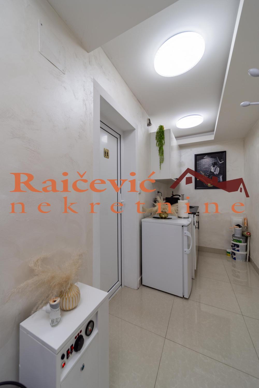 Slika 7 - Sazonova,  Lokal na prodaju, 57m2, 145.000€