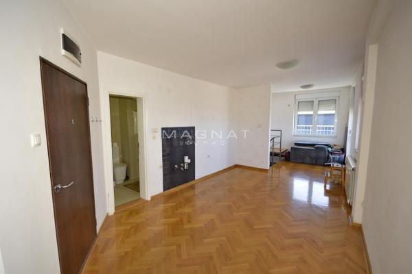 Slika 10 - Zahumska, Četvorosoban stan na prodaju, 125m2, 398.000€