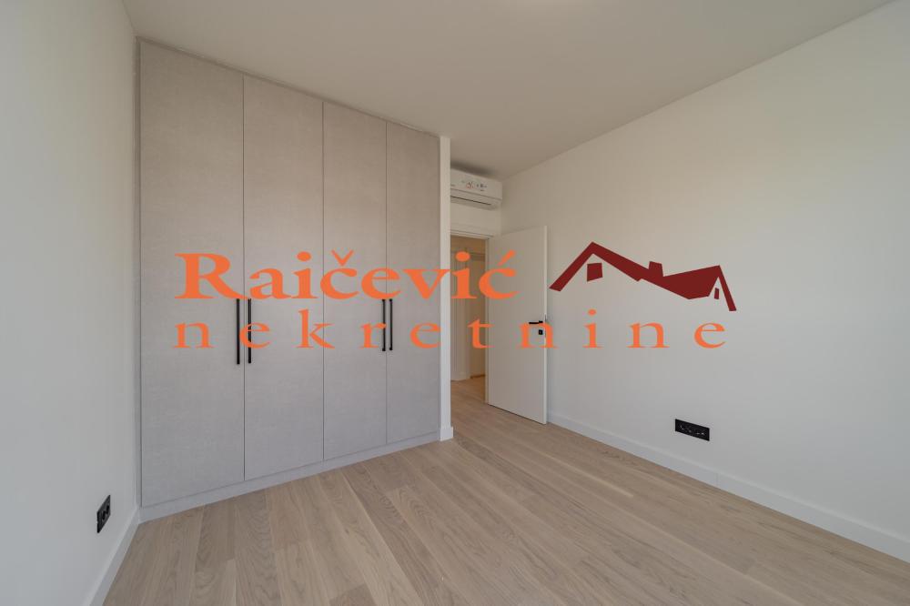 Slika 9 - Hercegovacka, Trosoban stan na prodaju, 87m2, 480.000€