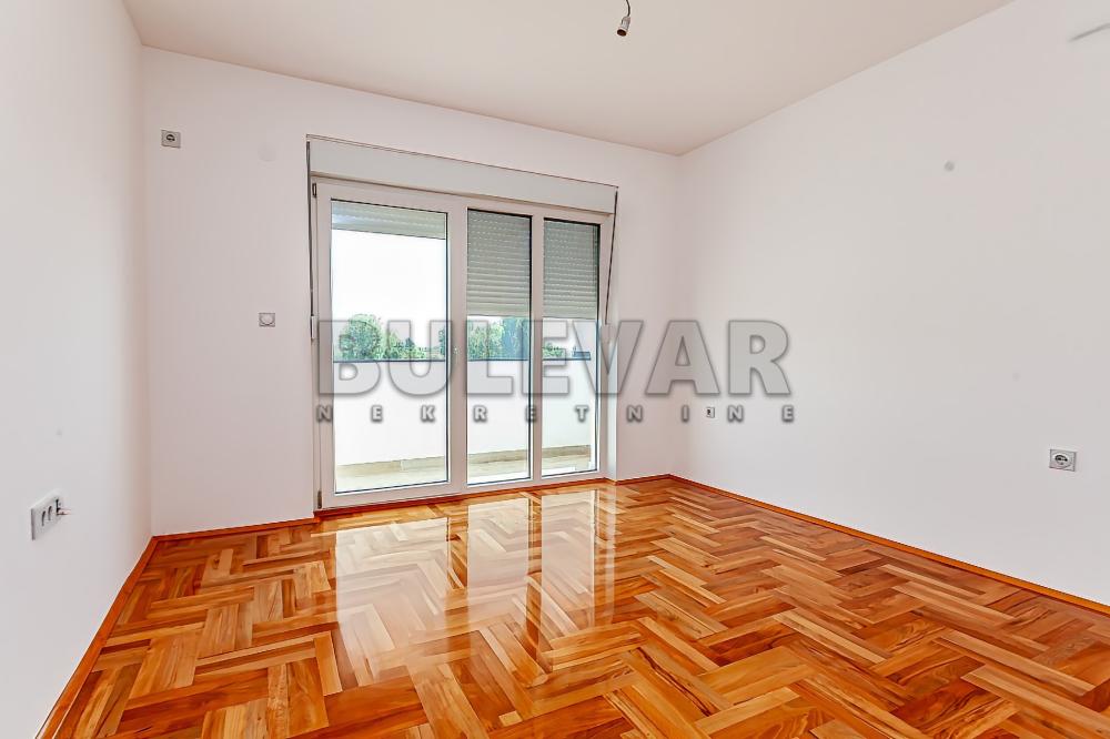 Slika 3 - Tolstojeva, Dvoiposoban stan na prodaju, 68m2, 104.700€