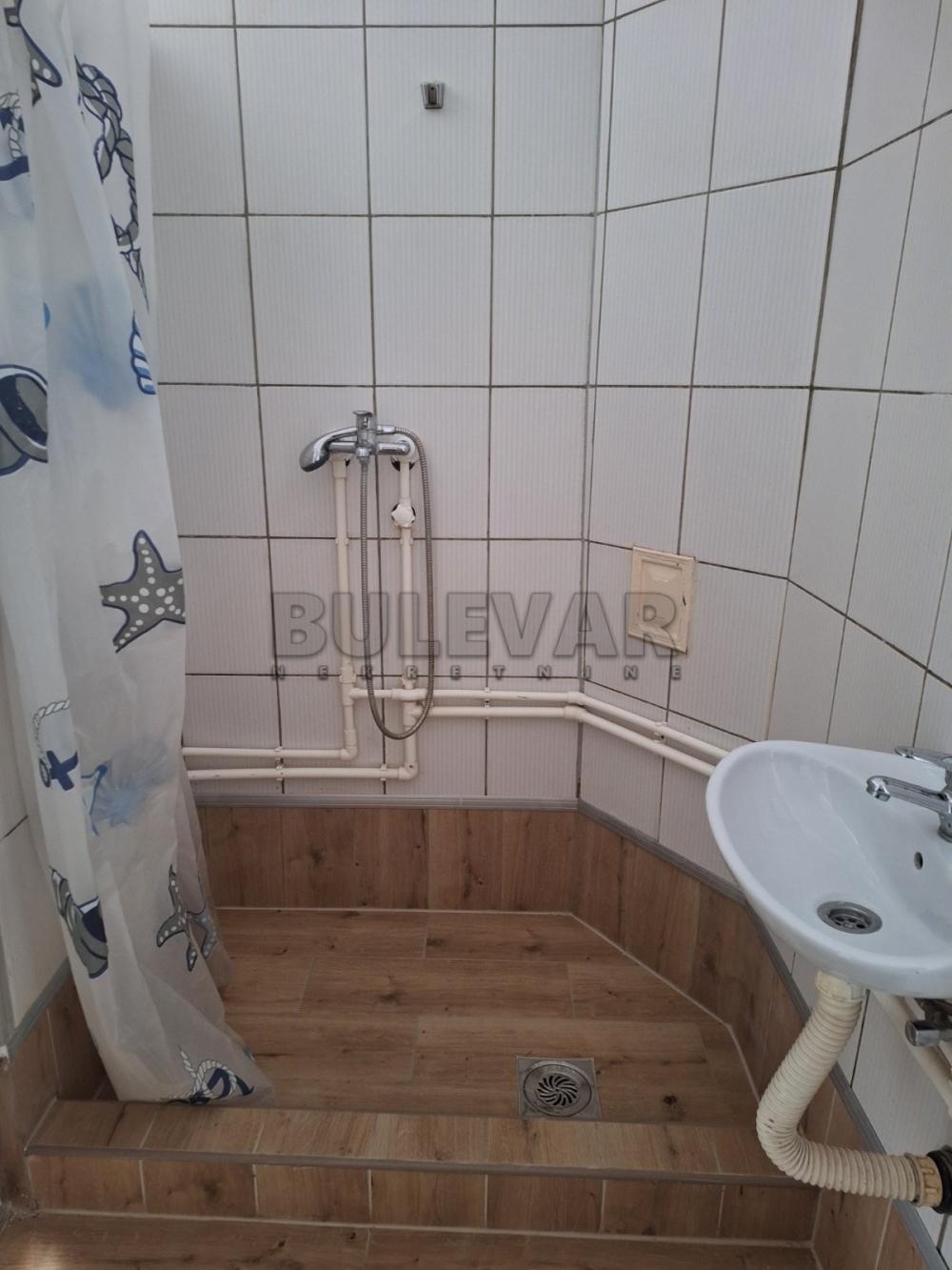 Slika 9 - Ljube Nenadovića, Dvosoban stan za izdavanje, 55m2, 230€