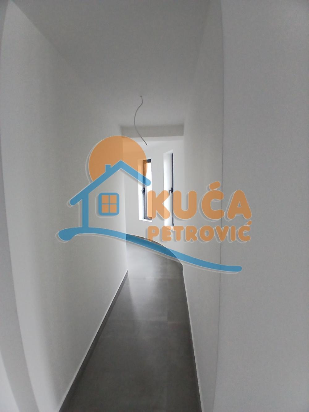 Slika 9 - Pantelejska,  Lokal za izdavanje, 400m2, 6.000€