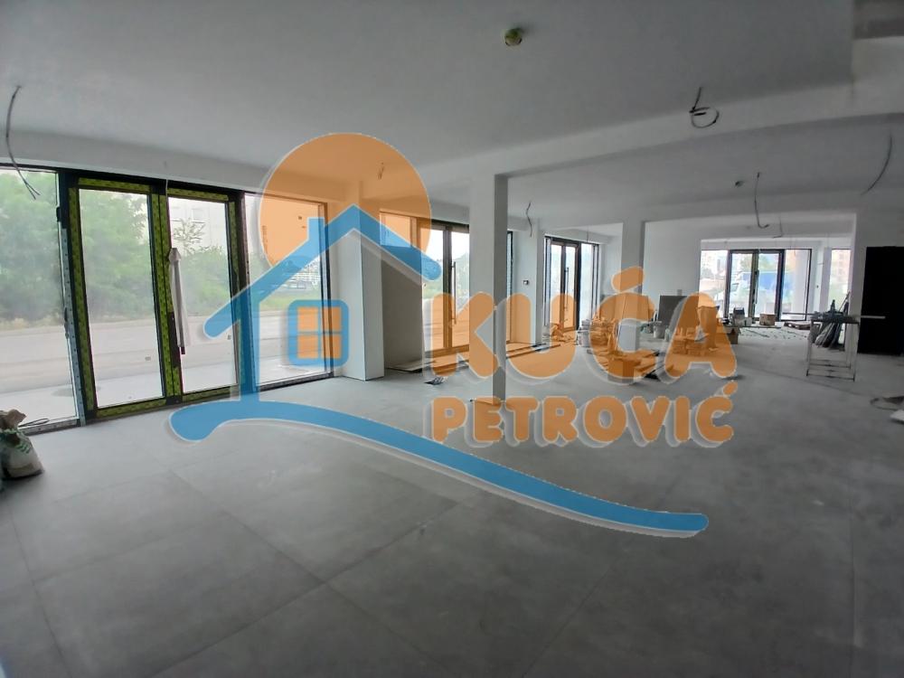 Slika 7 - Pantelejska,  Lokal za izdavanje, 400m2, 6.000€