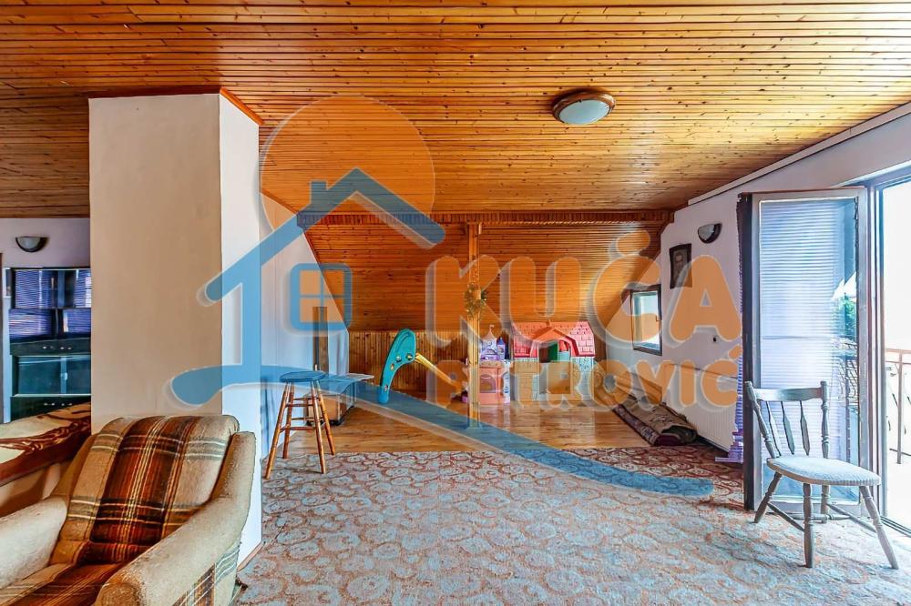 Slika 4 - Vukadina Stevanovića,  Kuća na prodaju, 160m2, 115.500€