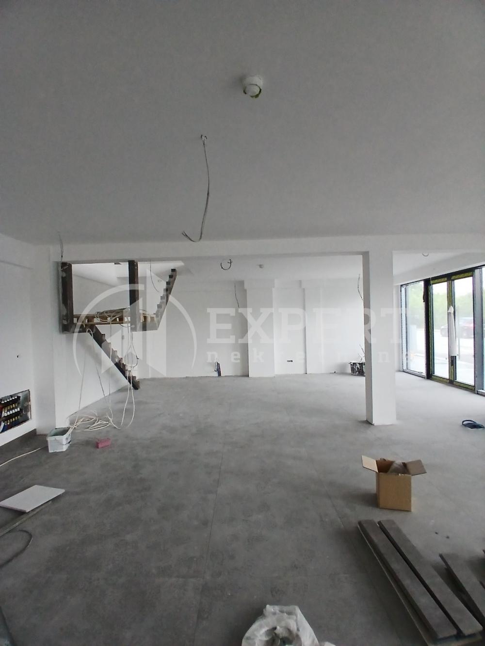 Slika 11 - Pantelejska,  Lokal za izdavanje, 400m2, 6.000€